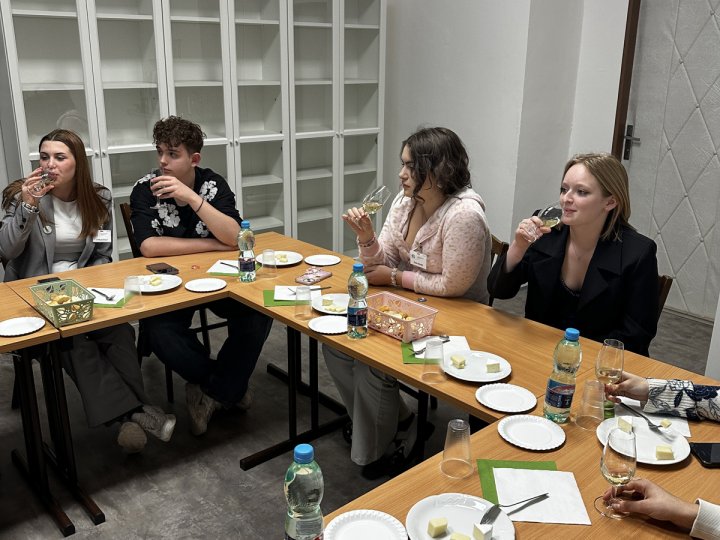 20260309_181828687_iOS