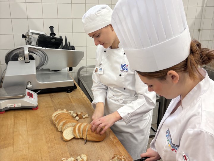 20260310_100004150_iOS