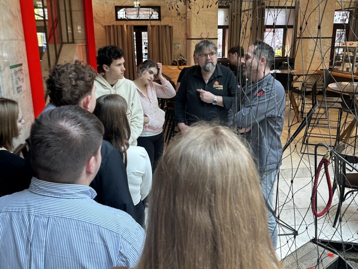 20260311_094312916_iOS