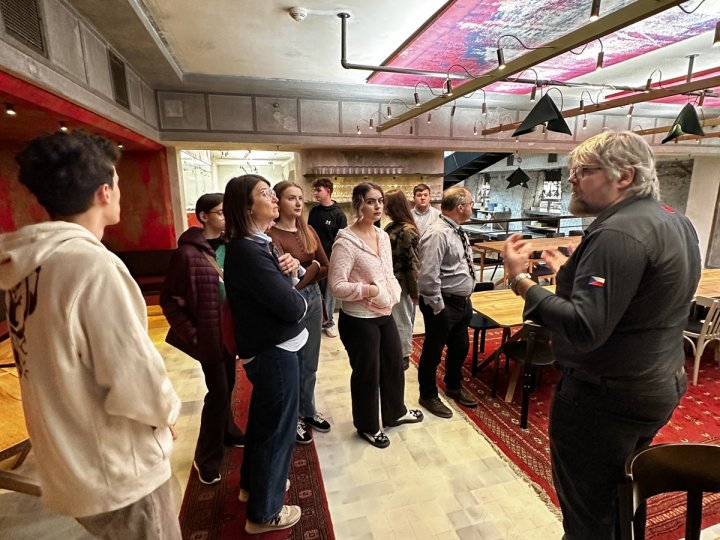 20260311_094749029_iOS