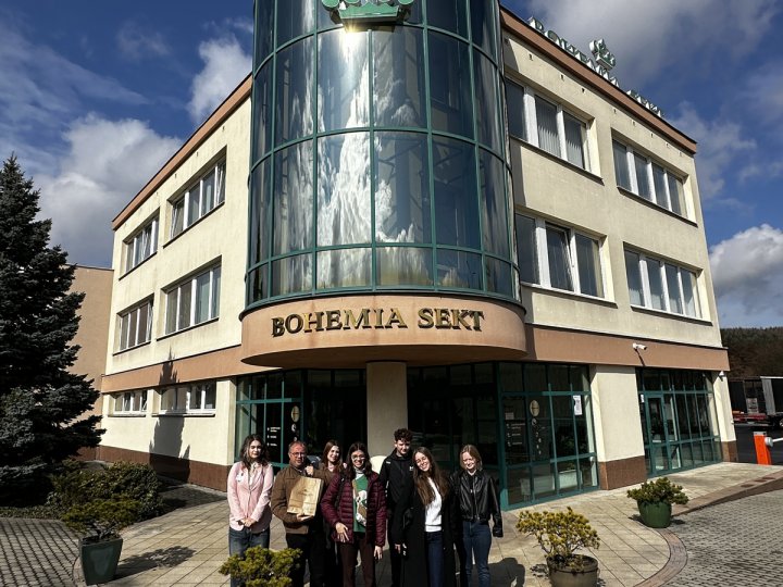 20260312_110351834_iOS